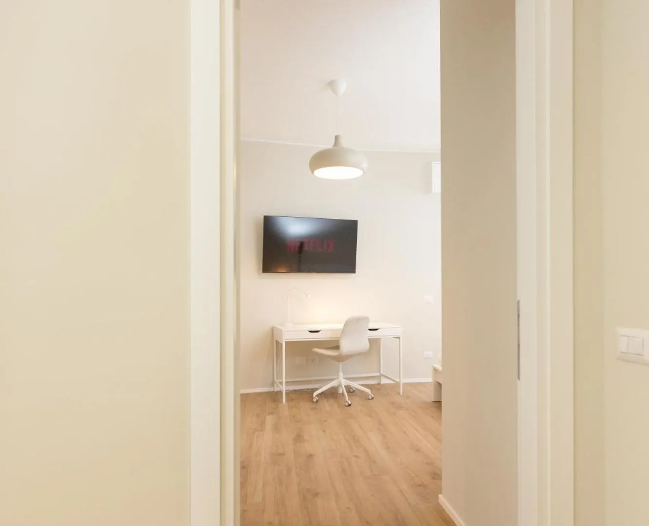Dreams Exclusive Apartments With Terrace - Free Parking - M1 Station - Near Center 米兰